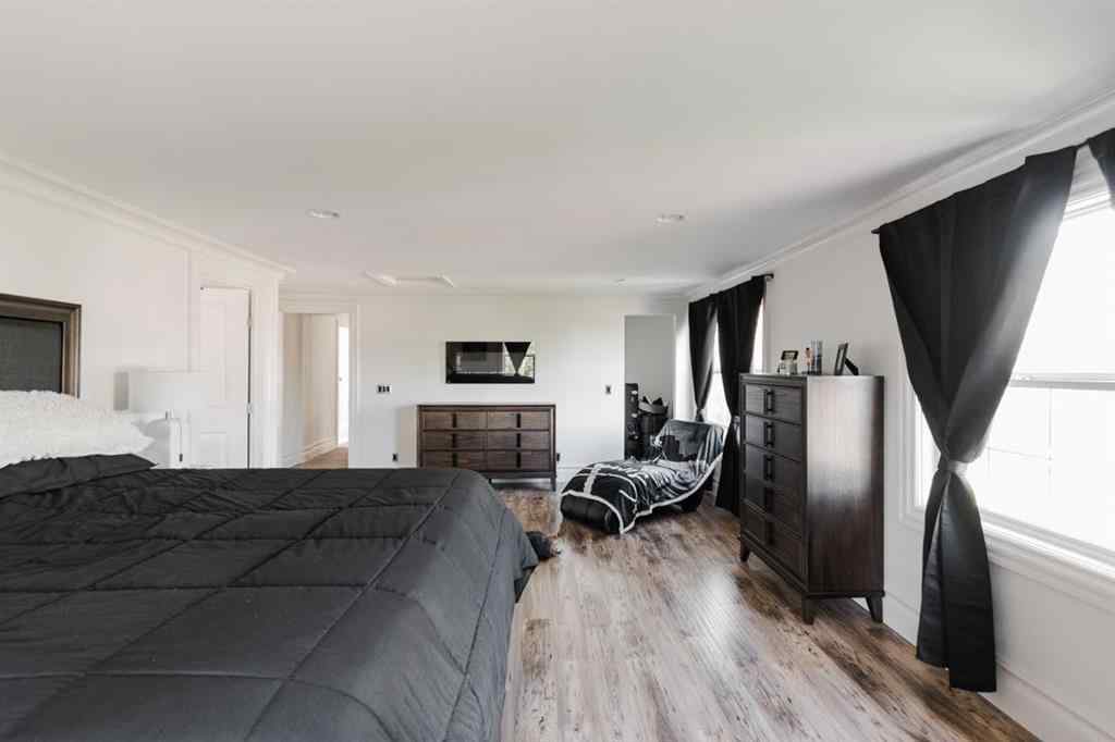 MLS® A2238561 - 49 Poplar Crescent  in Gregoire Lake Gregoire Lake Estates, Residential