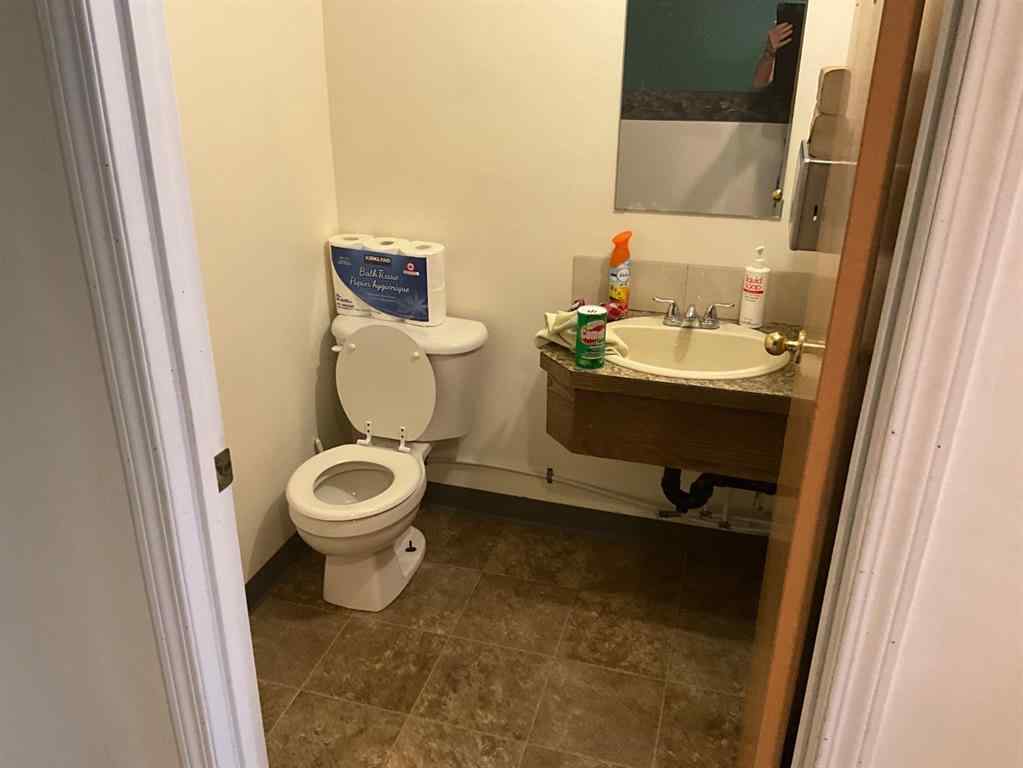MLS® A2238566 - 1600 Echo Dale Road SW in NONE Medicine Hat, Residential