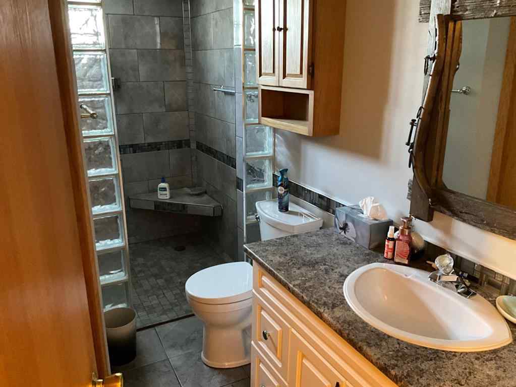 MLS® A2238566 - 1600 Echo Dale Road SW in NONE Medicine Hat, Residential
