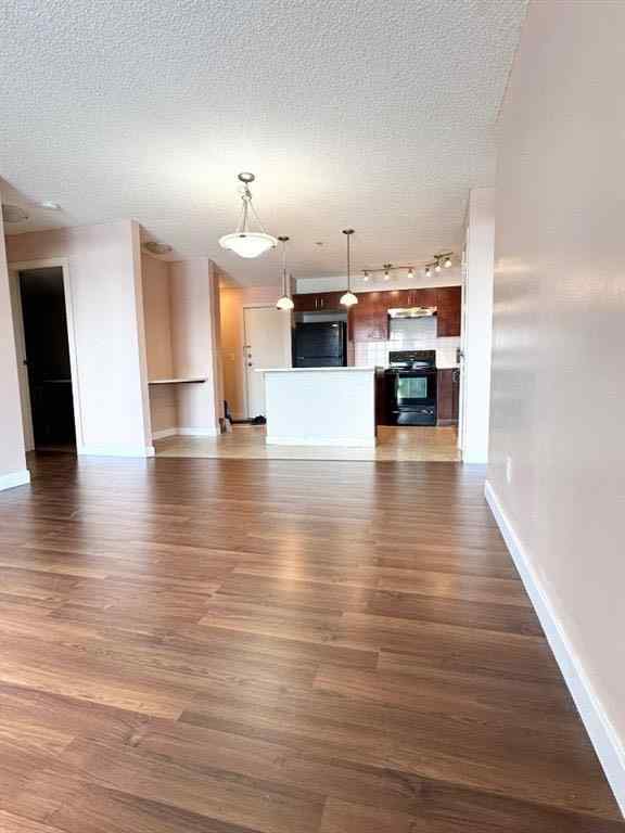 MLS® A2238575 - Unit #309 108 Country Village Circle NE in Country Hills Village Calgary, Residential