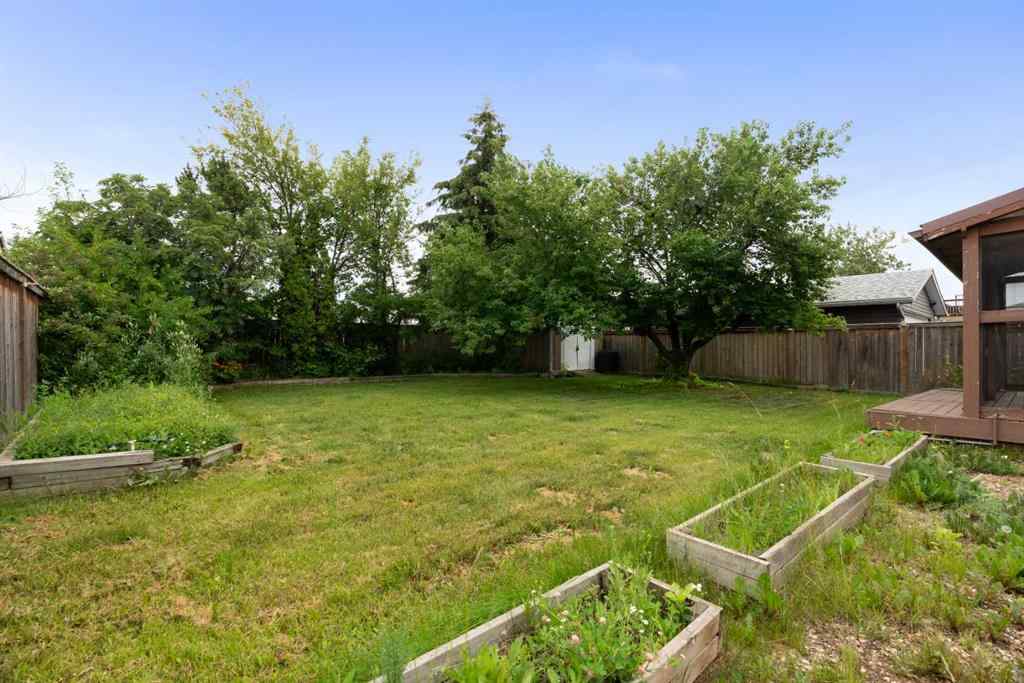 MLS® A2238577 - 129 Brintnell Road  in Dickinsfield Fort McMurray, Residential