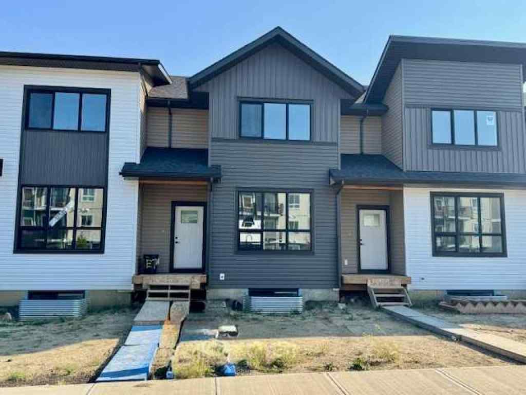 MLS® A2238579 - 42 Irvin Way  in Iron Gate Sylvan Lake, Residential
