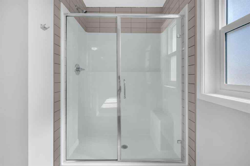 MLS® A2238594 - 578 Wolf Willow Boulevard SE in Wolf Willow Calgary, Residential