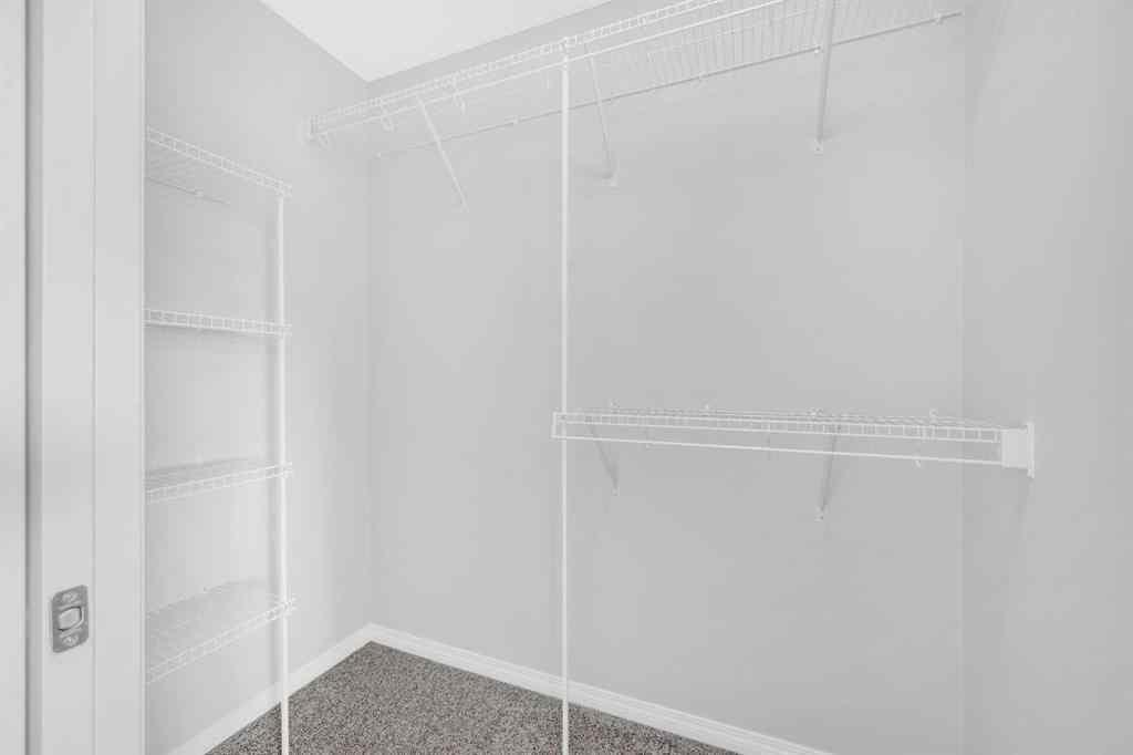 MLS® A2238594 - 578 Wolf Willow Boulevard SE in Wolf Willow Calgary, Residential