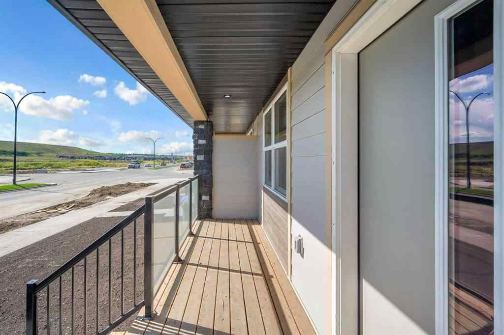MLS® A2238594 - 578 Wolf Willow Boulevard SE in Wolf Willow Calgary, Residential
