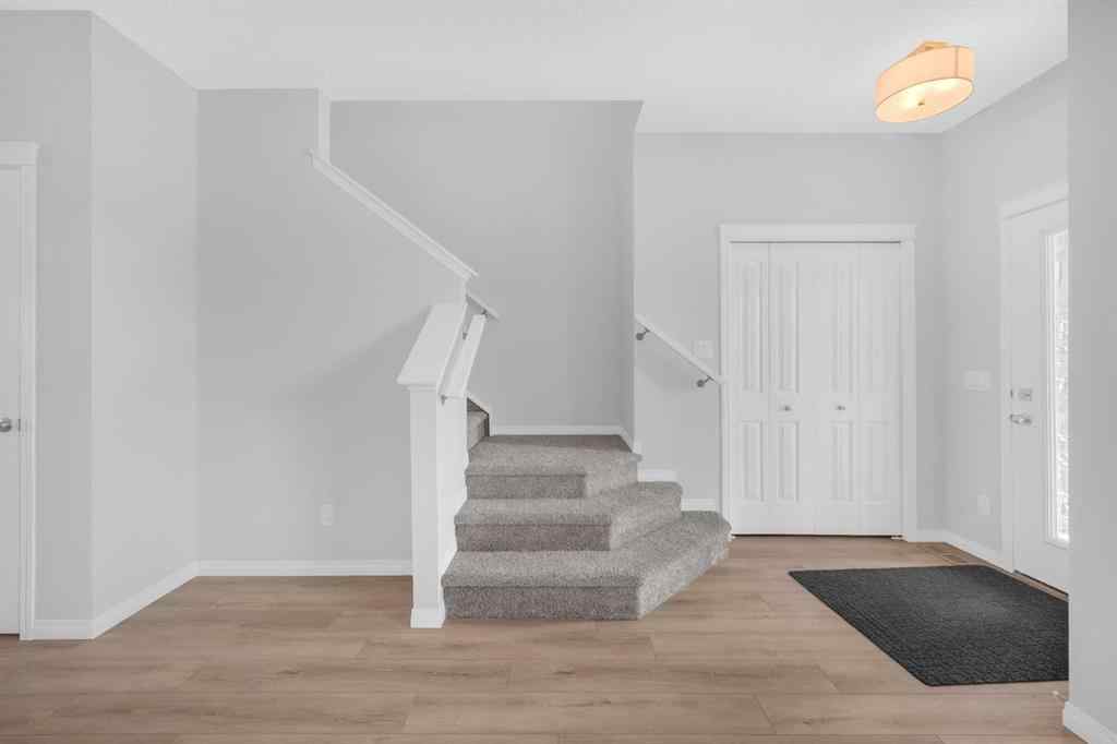 MLS® A2238594 - 578 Wolf Willow Boulevard SE in Wolf Willow Calgary, Residential