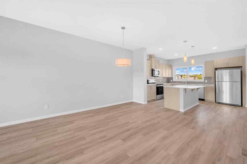 MLS® A2238594 - 578 Wolf Willow Boulevard SE in Wolf Willow Calgary, Residential