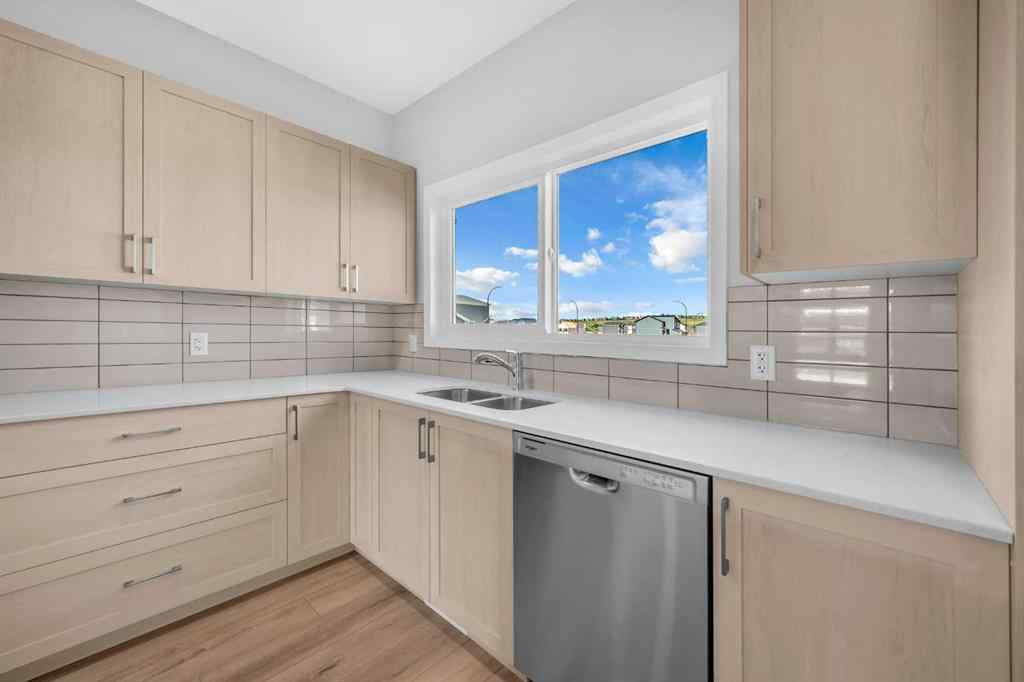 MLS® A2238594 - 578 Wolf Willow Boulevard SE in Wolf Willow Calgary, Residential