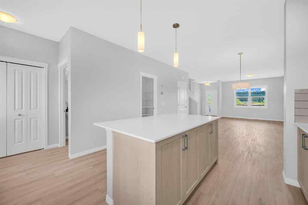 MLS® A2238594 - 578 Wolf Willow Boulevard SE in Wolf Willow Calgary, Residential