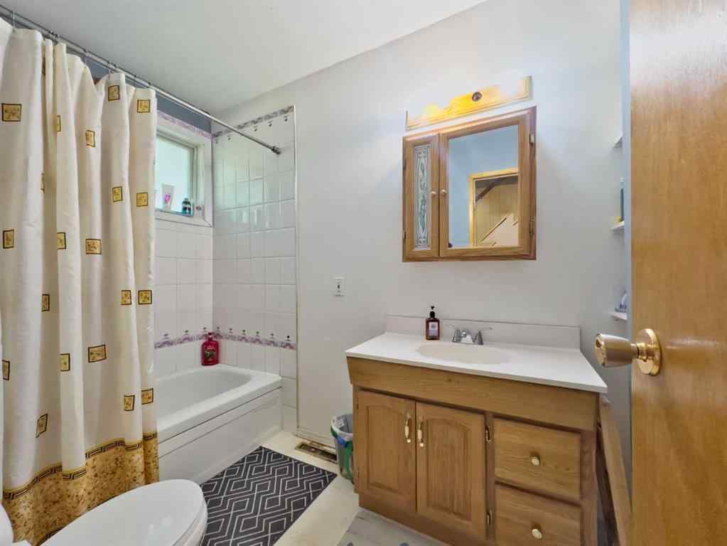MLS® A2238595 - 13205 15 Avenue  in NONE Blairmore, Residential