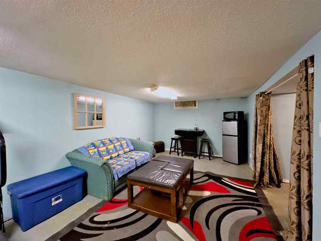 MLS® A2238595 - 13205 15 Avenue  in NONE Blairmore, Residential