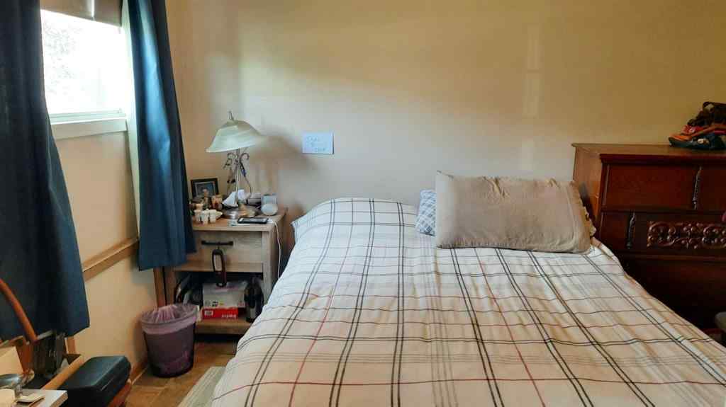 MLS® A2238601 - 261 1 Avenue  in East Coulee Drumheller, Residential