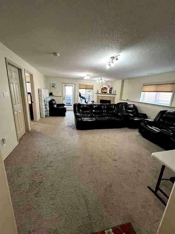 MLS® A2238604 - 226 Gateway Manor S in Southgate Lethbridge, Residential