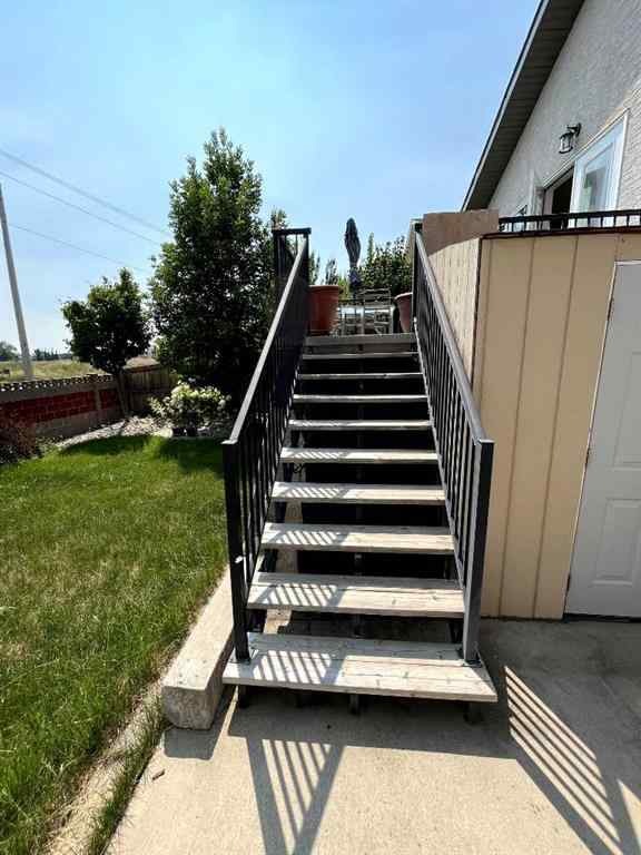 MLS® A2238604 - 226 Gateway Manor S in Southgate Lethbridge, Residential