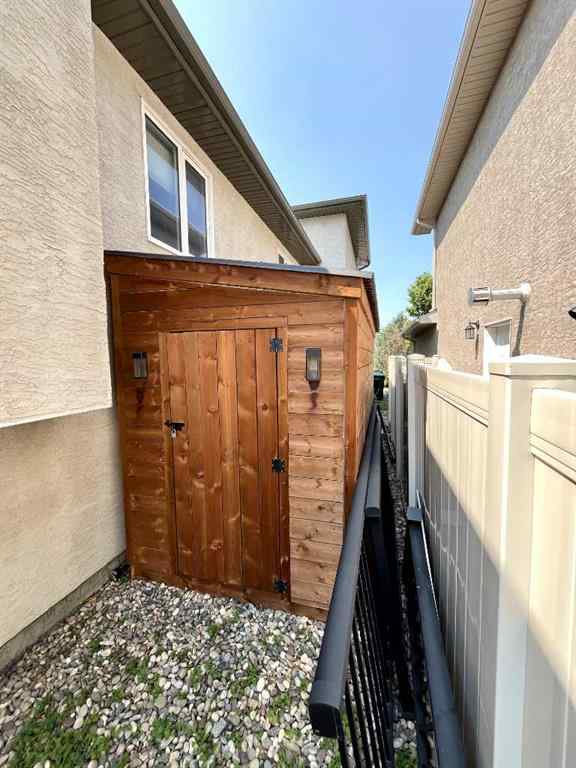 MLS® A2238604 - 226 Gateway Manor S in Southgate Lethbridge, Residential