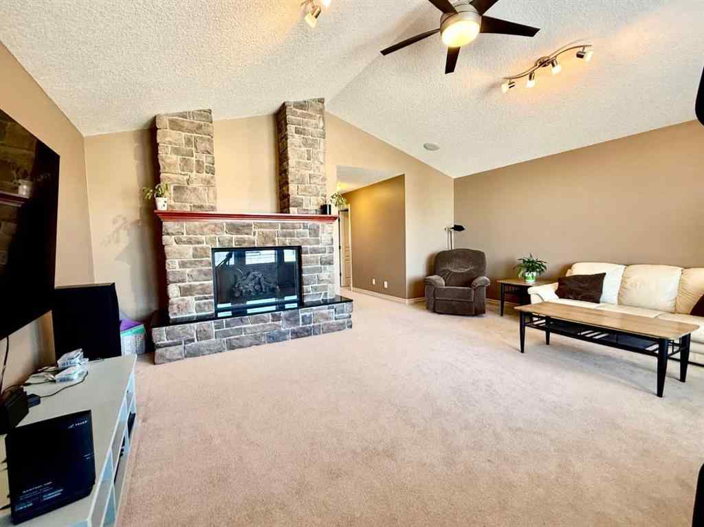 MLS® A2238605 - 215 Hawkmere Road  in Westmere Chestermere, Residential