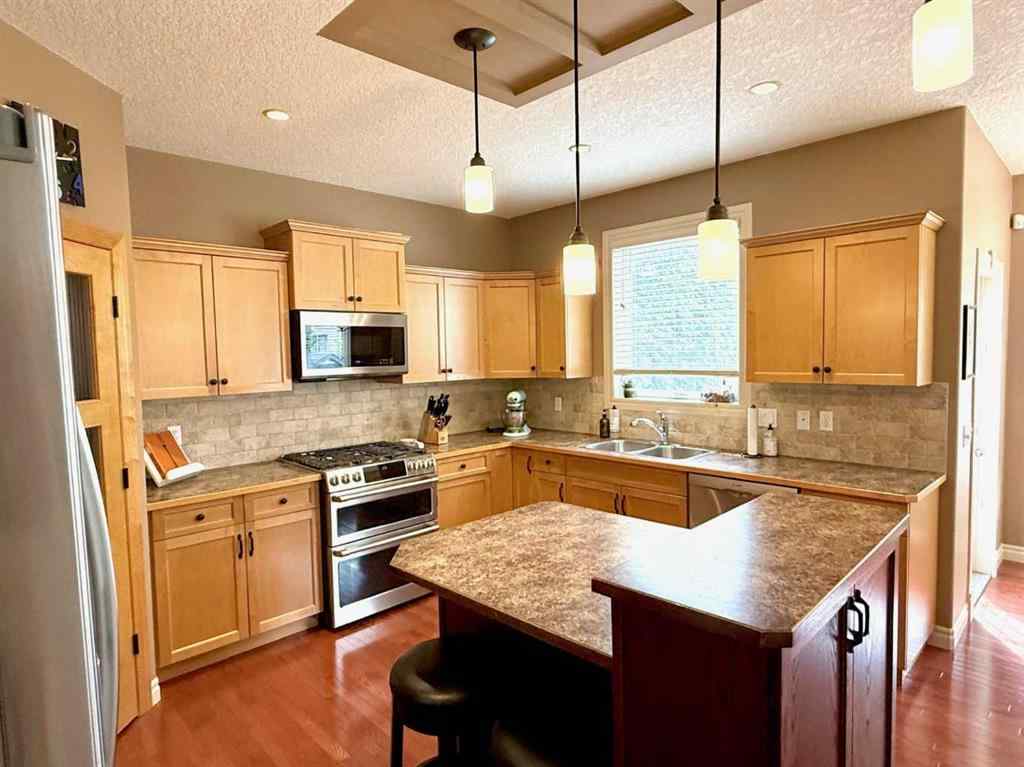 MLS® A2238605 - 215 Hawkmere Road  in Westmere Chestermere, Residential