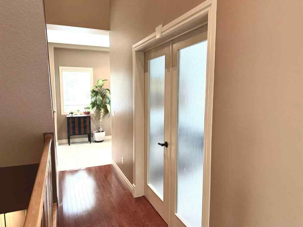 MLS® A2238605 - 215 Hawkmere Road  in Westmere Chestermere, Residential