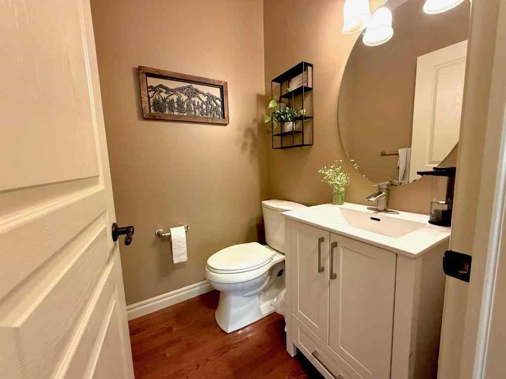 MLS® A2238605 - 215 Hawkmere Road  in Westmere Chestermere, Residential