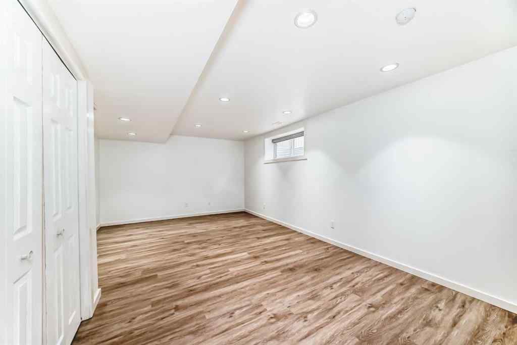 MLS® A2238609 - 24 Sunset Link  in Sunset Ridge Cochrane, Residential
