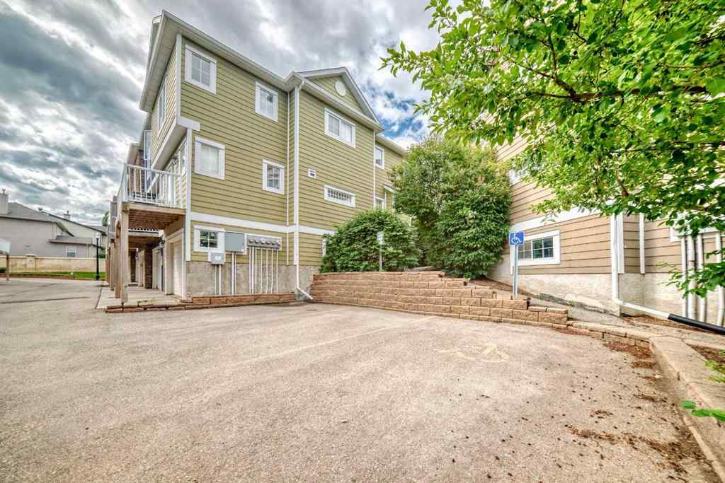 MLS® A2238615 - 101 Indigo Lane  in Rainbow Falls Chestermere, Residential