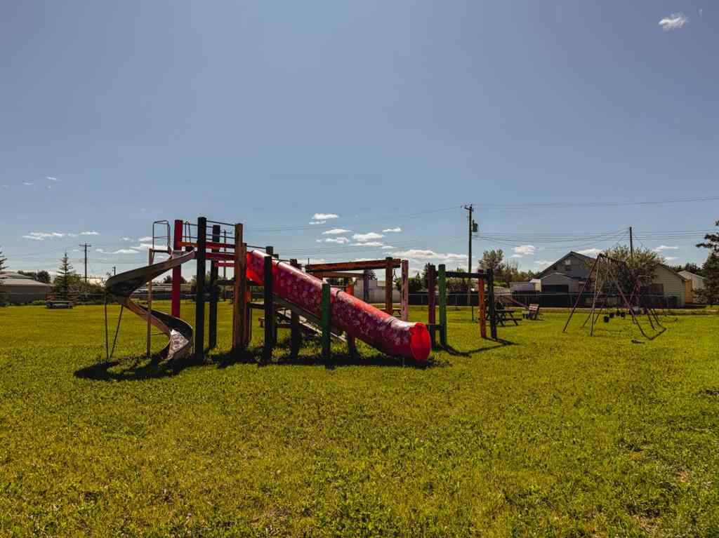 MLS® A2238619 - 4930 49 Street  in NONE Wanham, Residential