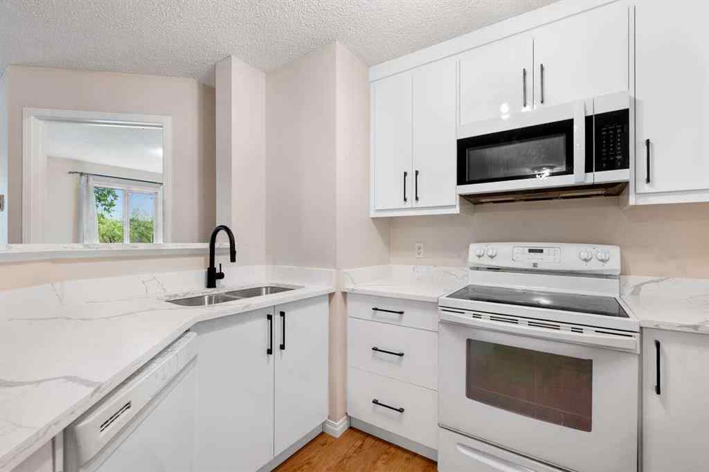 MLS® A2238621 - Unit #109 6000 Somervale Court SW in Somerset Calgary, Residential