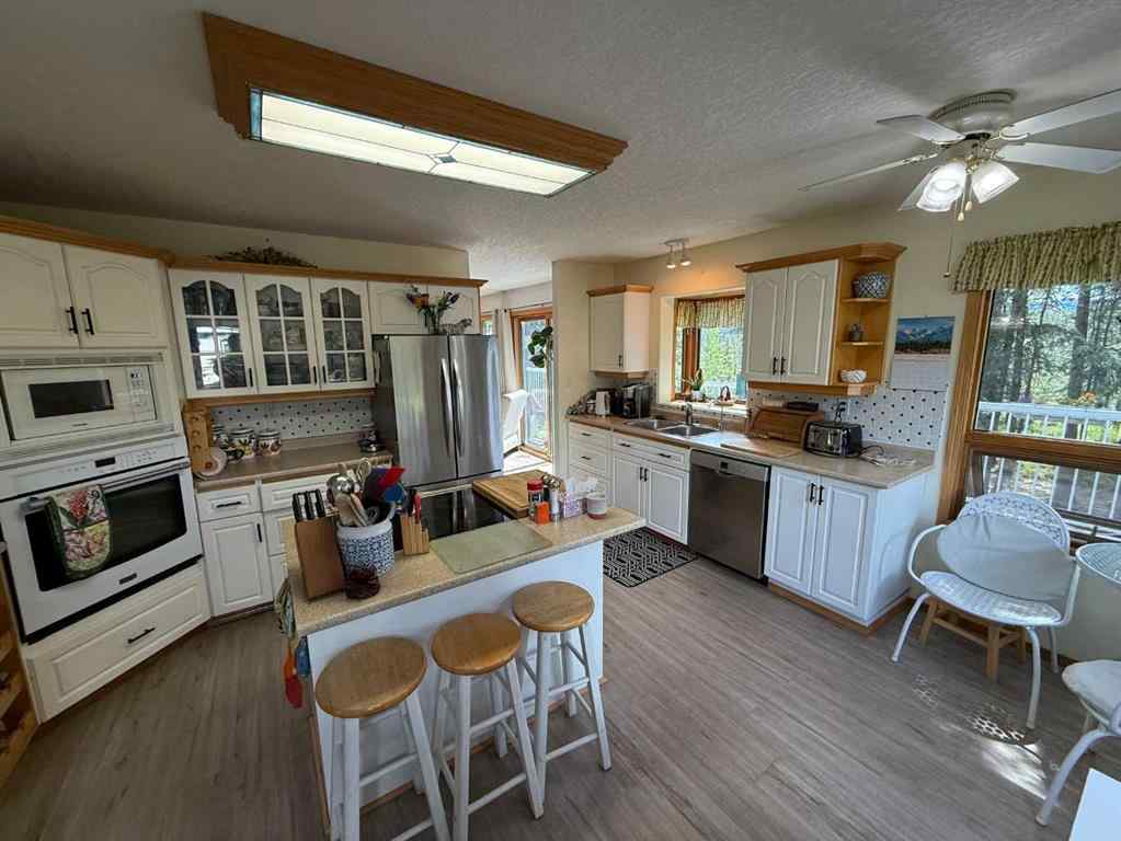 MLS® A2238633 - 50519 Highway 16 E   in NONE Rural Yellowhead County, Residential