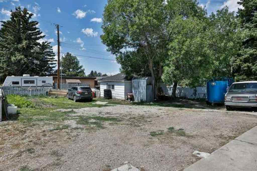 MLS® A2238640 - 5202 52 Street  in NONE Taber, Residential