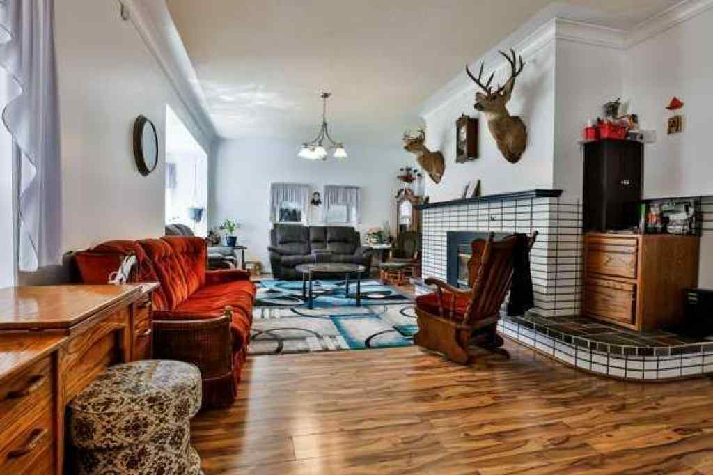 MLS® A2238640 - 5202 52 Street  in NONE Taber, Residential