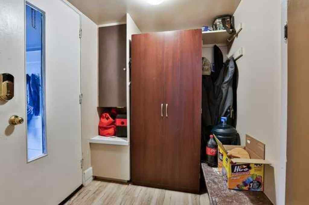 MLS® A2238640 - 5202 52 Street  in NONE Taber, Residential