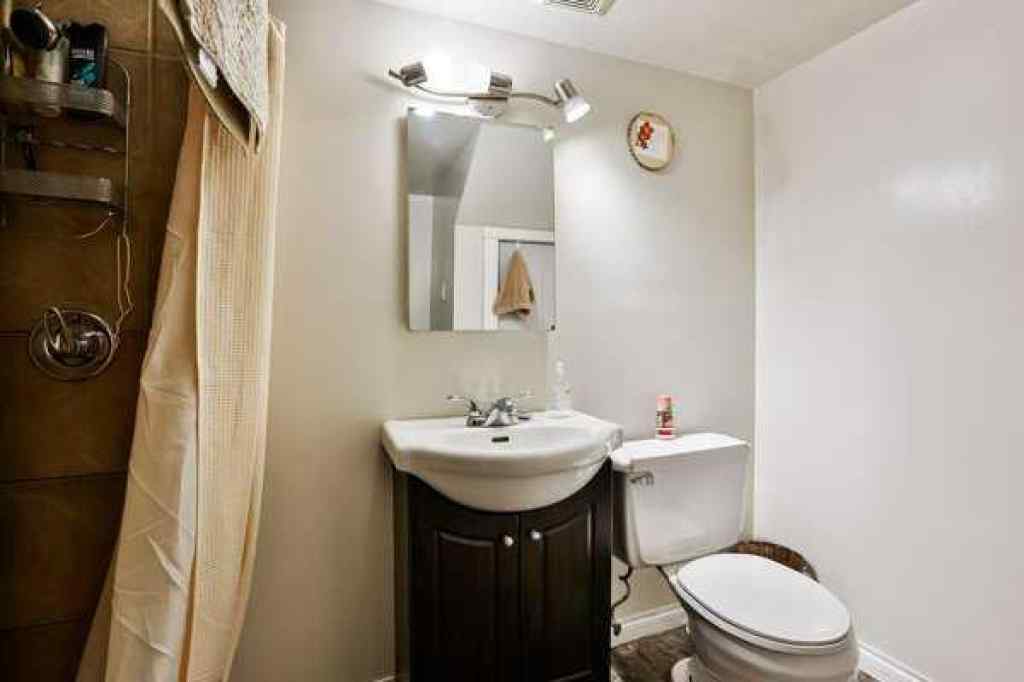 MLS® A2238640 - 5202 52 Street  in NONE Taber, Residential
