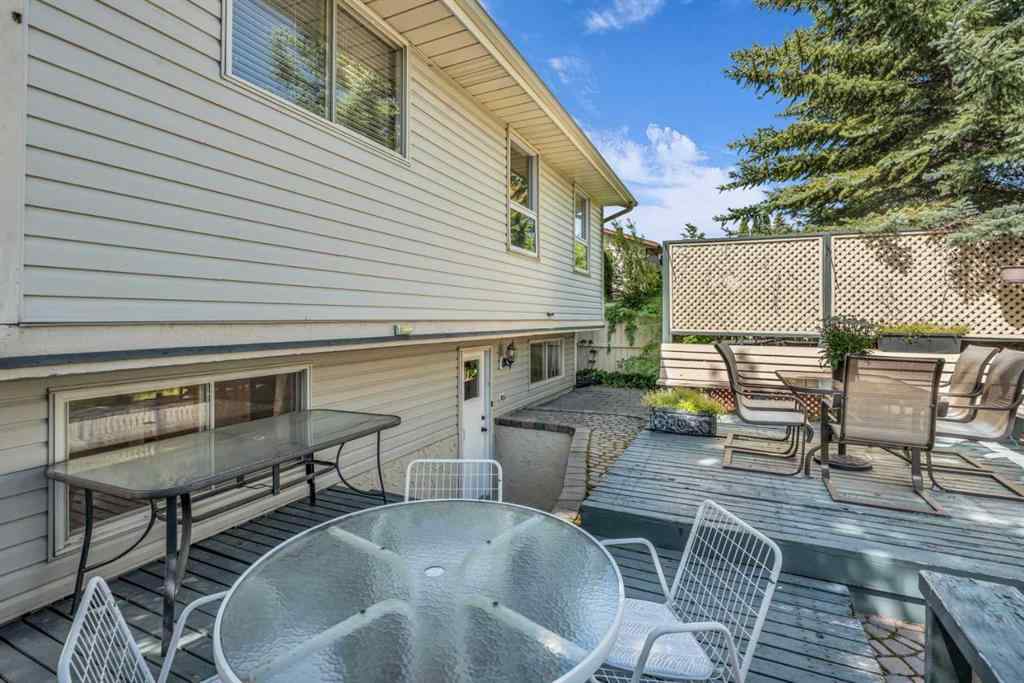 MLS® A2238650 - 203 Edgeland Road NW in Edgemont Calgary, Residential