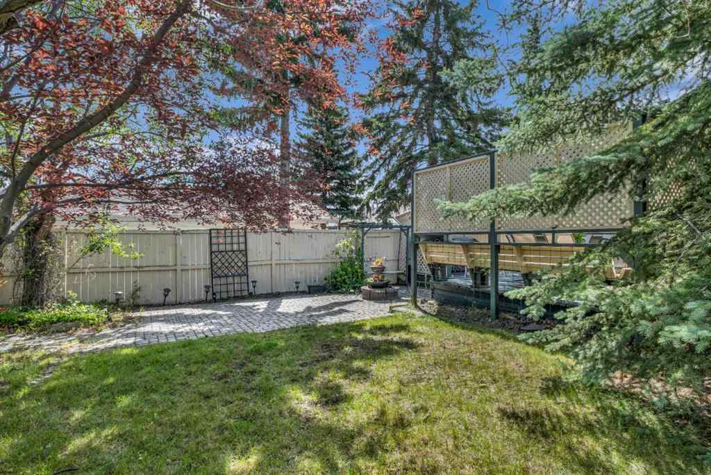 MLS® A2238650 - 203 Edgeland Road NW in Edgemont Calgary, Residential
