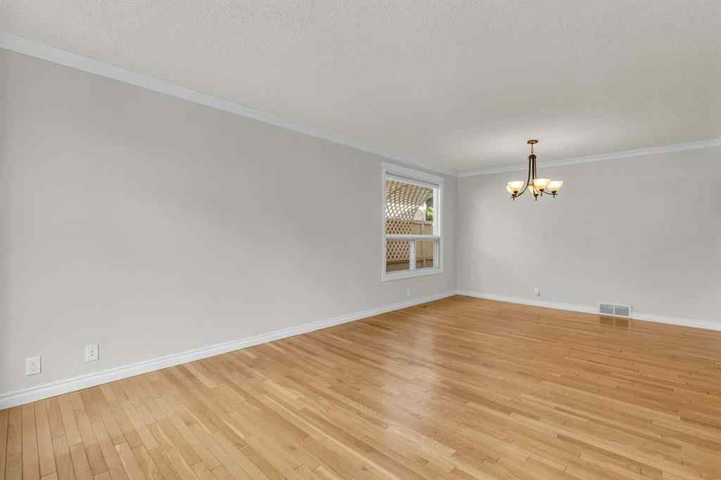 MLS® A2238650 - 203 Edgeland Road NW in Edgemont Calgary, Residential