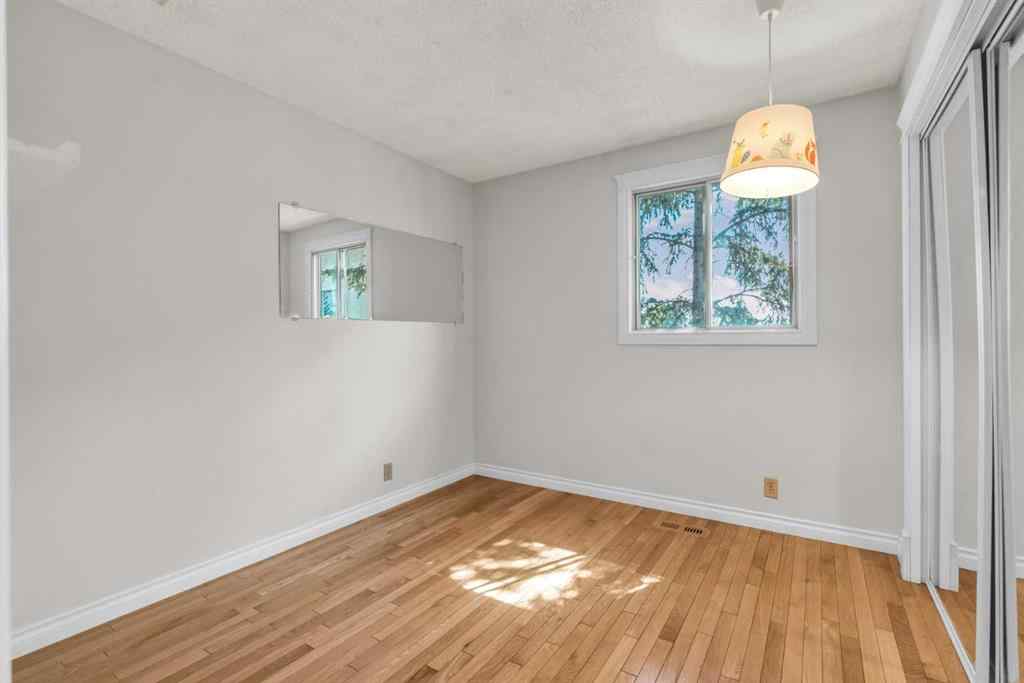 MLS® A2238650 - 203 Edgeland Road NW in Edgemont Calgary, Residential