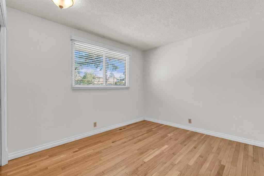 MLS® A2238650 - 203 Edgeland Road NW in Edgemont Calgary, Residential
