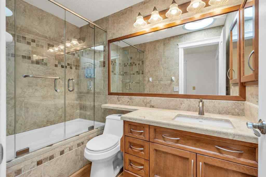 MLS® A2238650 - 203 Edgeland Road NW in Edgemont Calgary, Residential