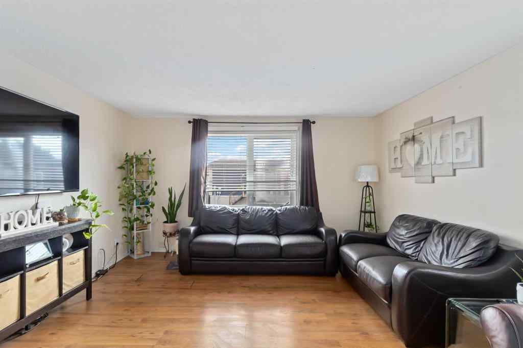 MLS® A2238654 - 224 GRANDVIEW Crescent  in Gregoire Park Fort McMurray, Mobile