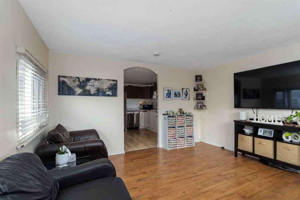 MLS® A2238654 - 224 GRANDVIEW Crescent  in Gregoire Park Fort McMurray, Mobile