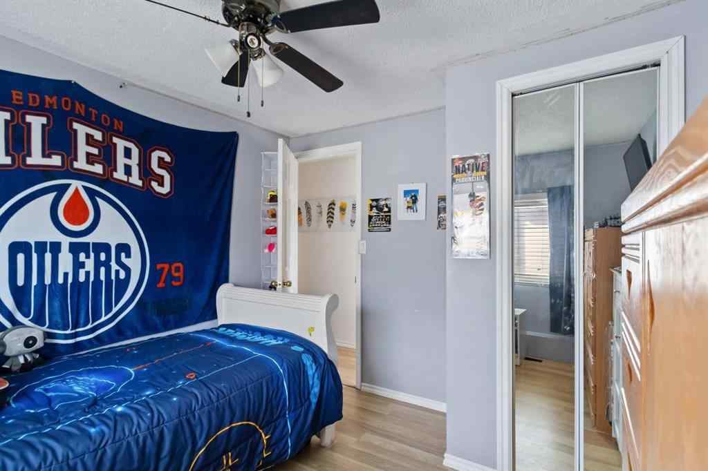 MLS® A2238654 - 224 GRANDVIEW Crescent  in Gregoire Park Fort McMurray, Mobile