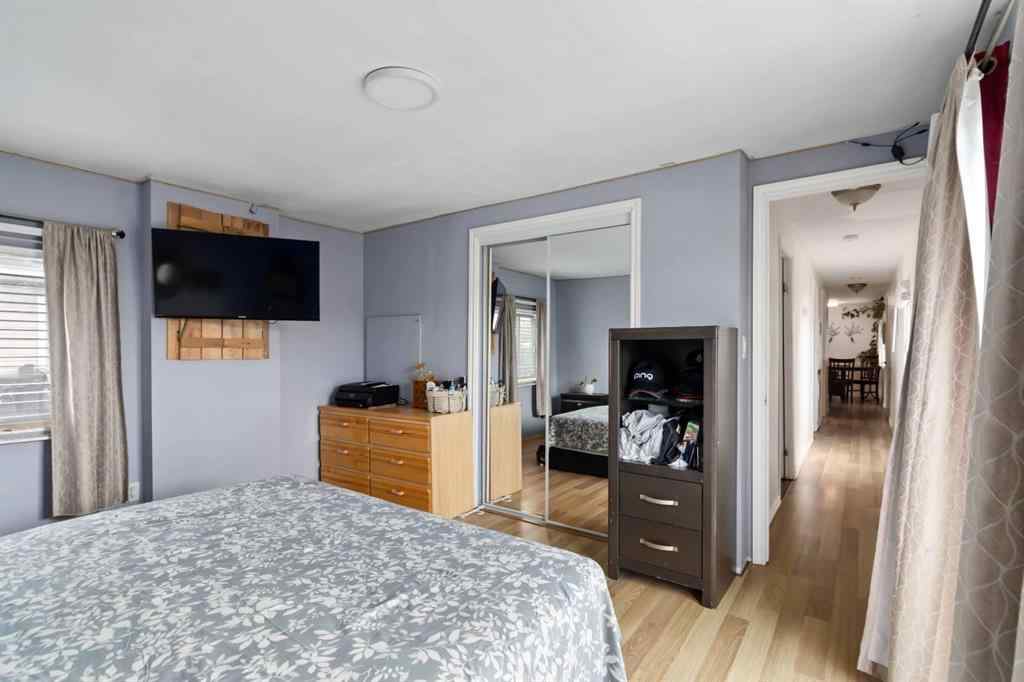 MLS® A2238654 - 224 GRANDVIEW Crescent  in Gregoire Park Fort McMurray, Mobile