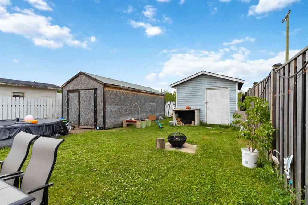 MLS® A2238654 - 224 GRANDVIEW Crescent  in Gregoire Park Fort McMurray, Mobile