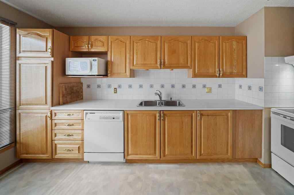 MLS® A2238661 - 131 Prominence Heights SW in Patterson Calgary, Residential