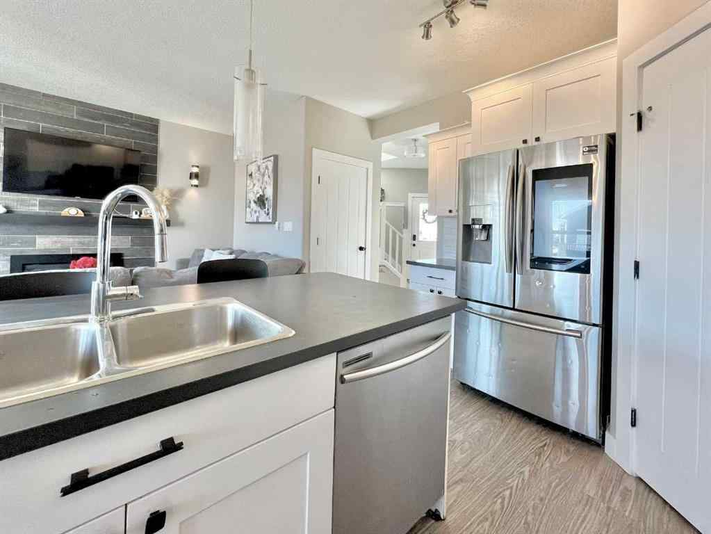 MLS® A2238666 - 10207 126 Avenue  in Northridge Grande Prairie, Residential