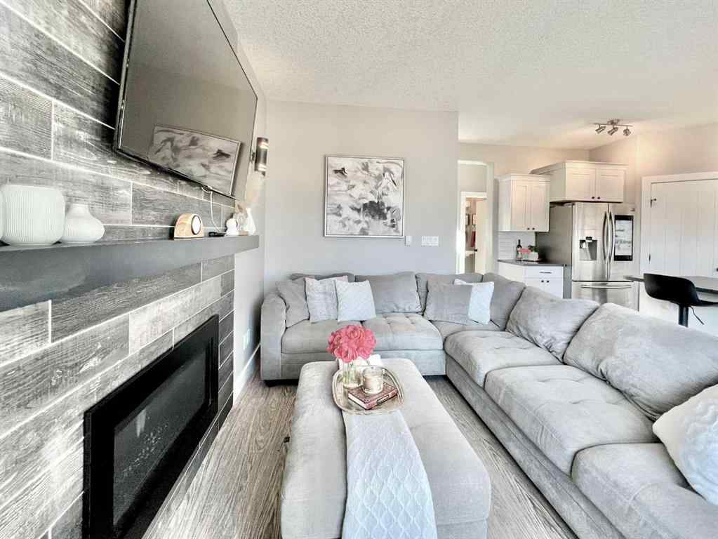 MLS® A2238666 - 10207 126 Avenue  in Northridge Grande Prairie, Residential