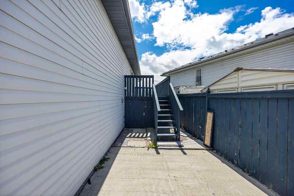 MLS® A2238667 - 187 Applebrook Circle SE in Applewood Park Calgary, Residential