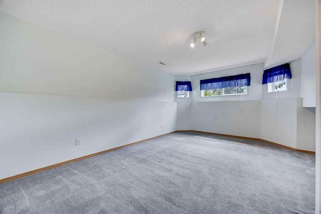 MLS® A2238667 - 187 Applebrook Circle SE in Applewood Park Calgary, Residential