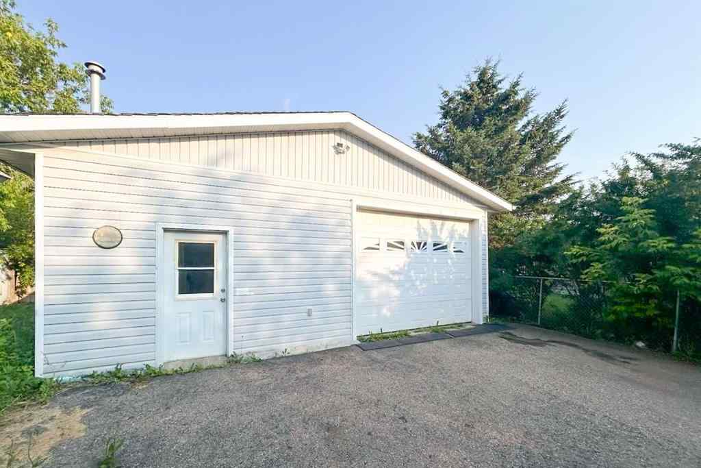 MLS® A2238677 - 157 Wolverine Drive  in Thickwood Fort McMurray, Residential