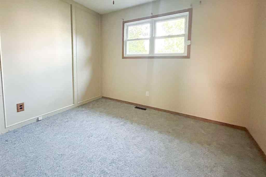 MLS® A2238677 - 157 Wolverine Drive  in Thickwood Fort McMurray, Residential
